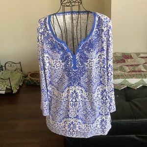 Women’s Shirt.